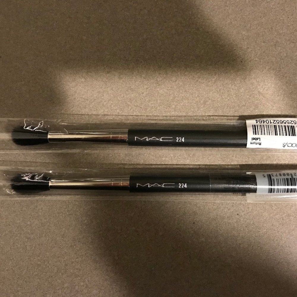 MAC Cosmetics Makeup Brushes